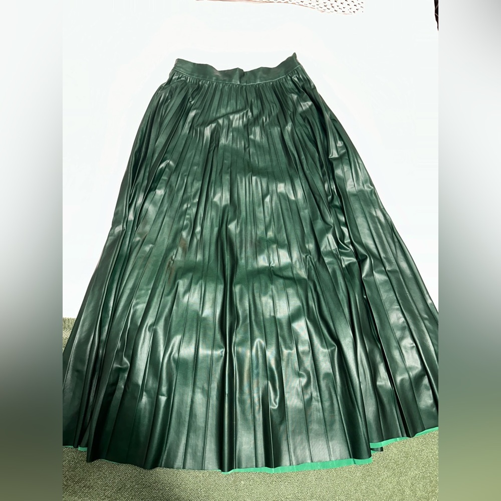Zara Pleatea Pleather Green High Waist Maxi Skirt